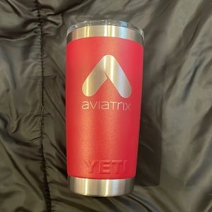 YETI RAMBLER AVIATRIX